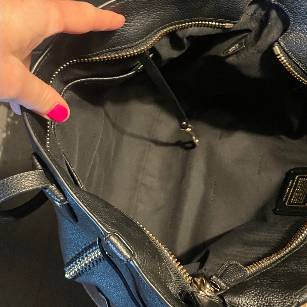 Coach Tatum Whiplash Black Tote Shoulder Bag ! - Picture 3 of 14